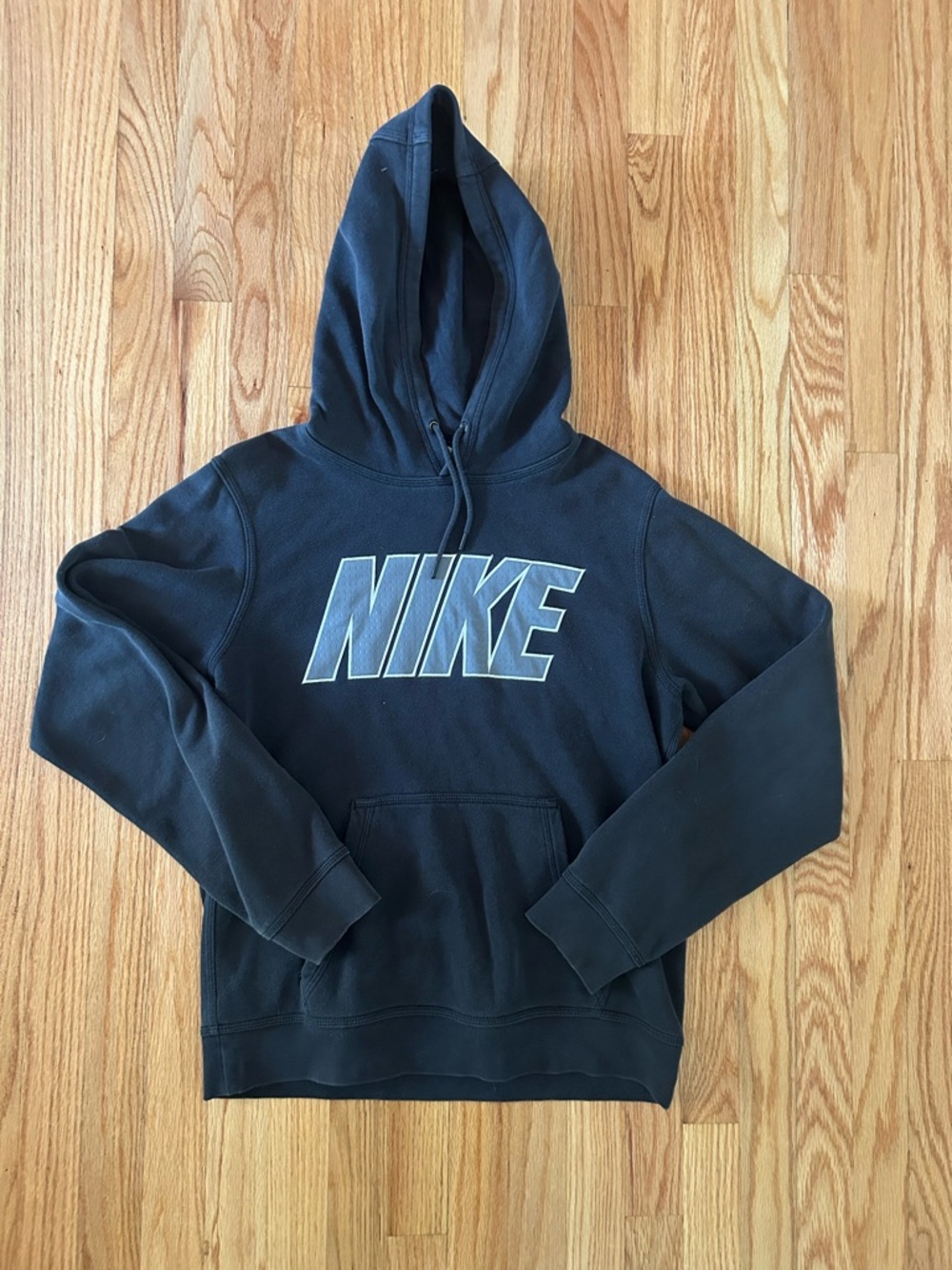 Nike Men’s Black Hoodie with Large Contrasting Logo